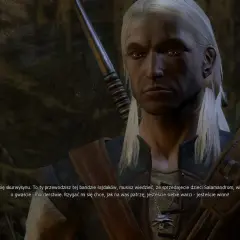 Polski wiedzmin Geralt z Rivii, z blizną na twarzy i srebrnym medalionem, wpatruje się w rozmówcę.